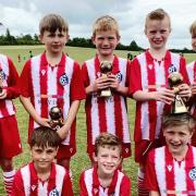 Morden Magpies U9s won the Cambridgeshire Mini Soccer League Knockout Cup.