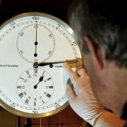 When do the clocks go back UK? Do we gain an hour in October?